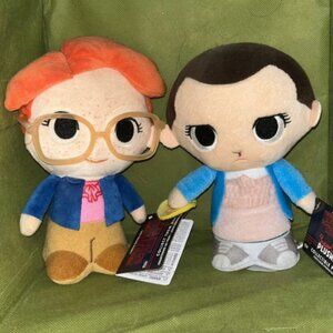 Barb and El plushies